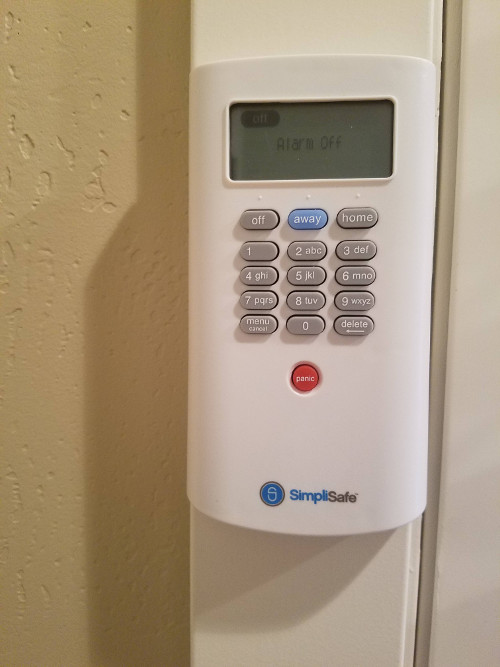 SimpliSafe™ Alarm System With Glass, Motion & Cameras